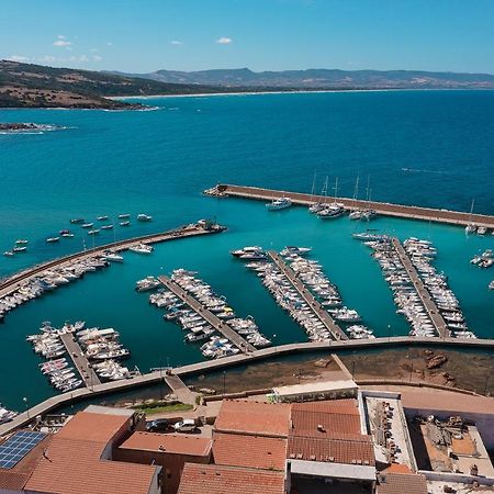 Rocce Rosse Sardinia Aparthotel Isola Rossa Ngoại thất bức ảnh