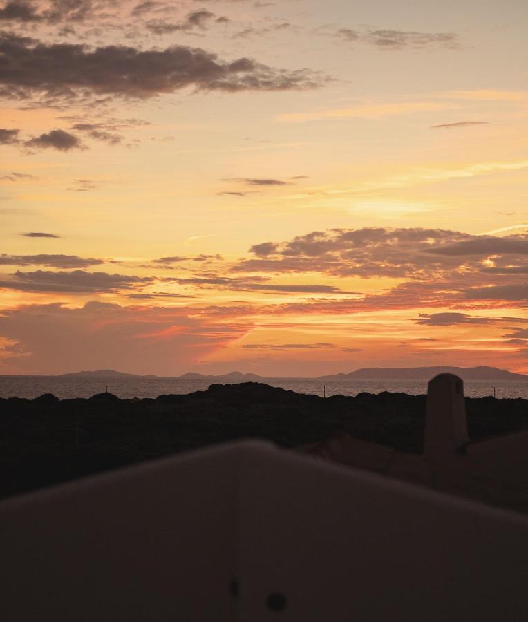 Rocce Rosse Sardinia Aparthotel Isola Rossa Ngoại thất bức ảnh