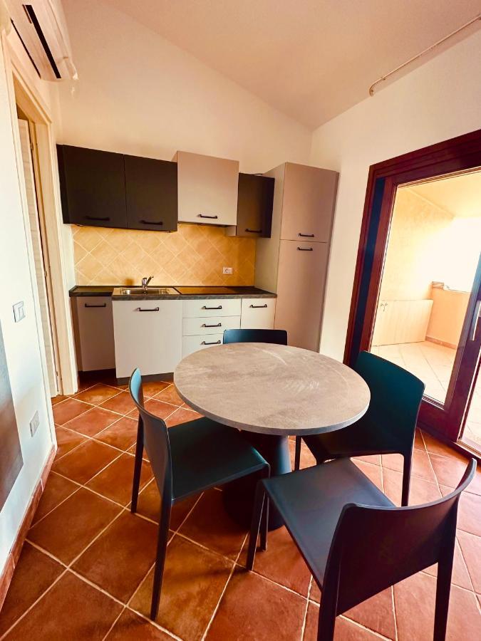 Rocce Rosse Sardinia Aparthotel Isola Rossa Ngoại thất bức ảnh