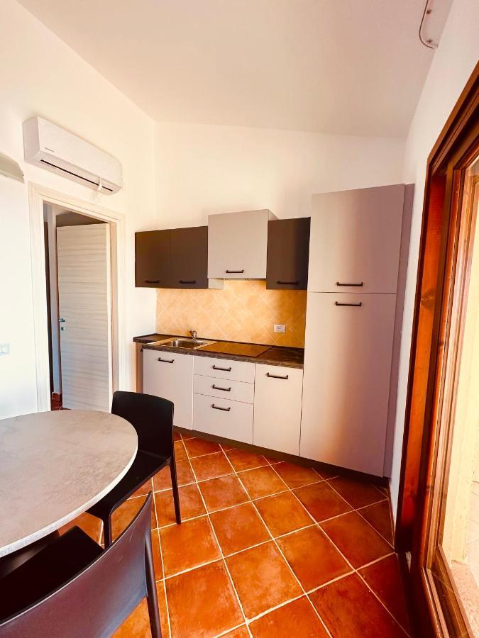 Rocce Rosse Sardinia Aparthotel Isola Rossa Ngoại thất bức ảnh