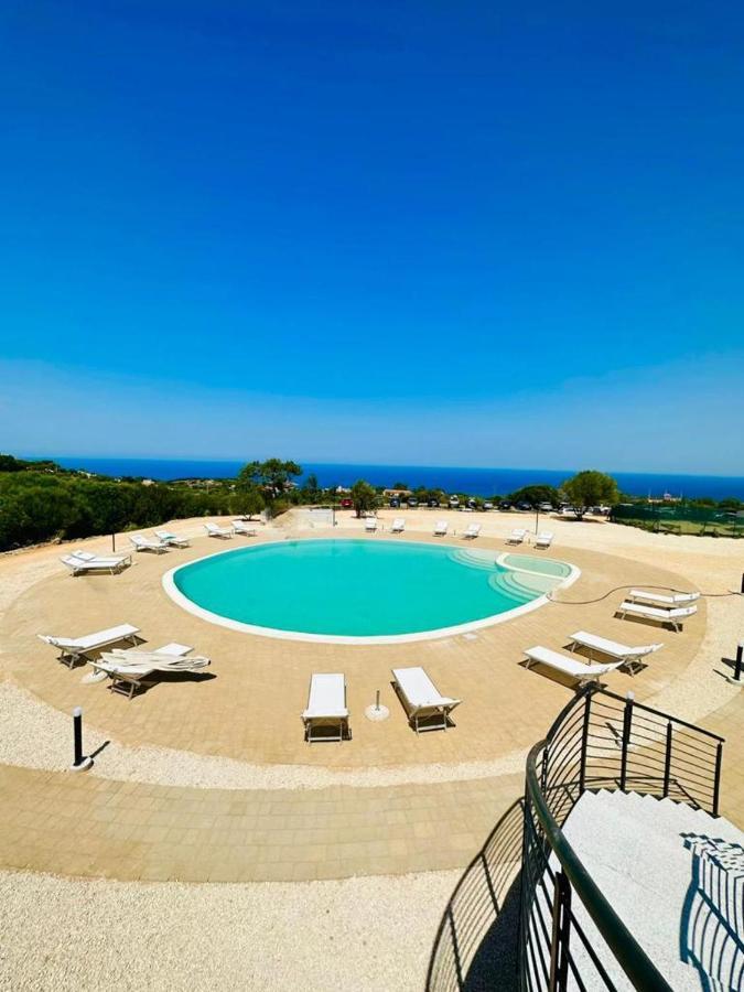 Rocce Rosse Sardinia Aparthotel Isola Rossa Ngoại thất bức ảnh